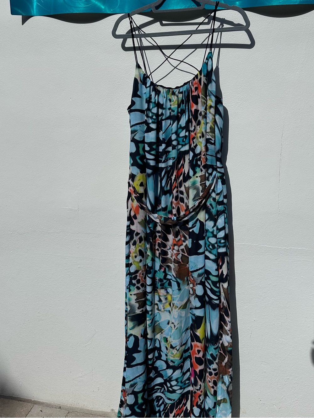 Bebe "Carrie" Multi-Print Tie-Waist Maxi Dress size L